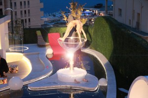 gatsby event, contortionist, giant glass, monaco, monte-carlo, rooftop, birthday party