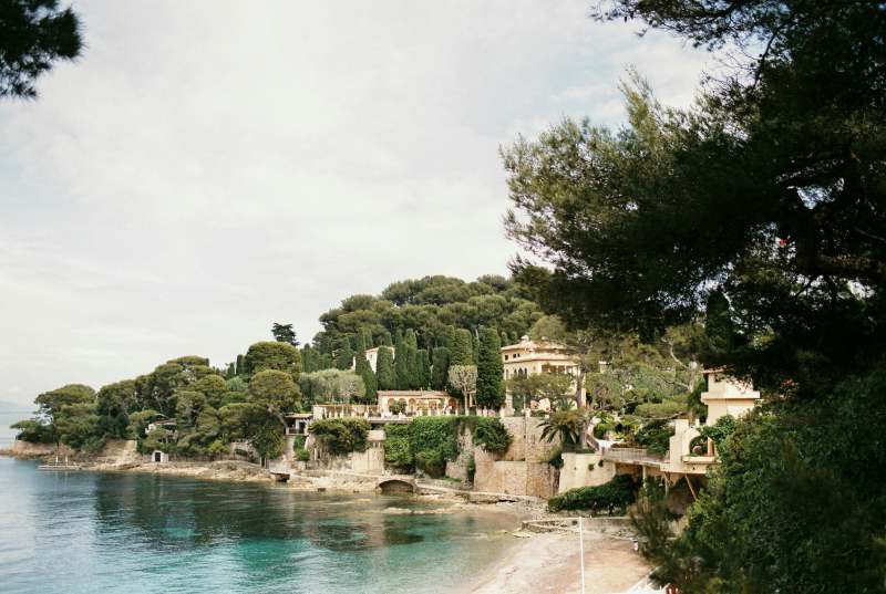 wedding entertainment South of France, luxury wedding entertainment ideas, live music South of France, French Riviera wedding shows, destination wedding entertainment